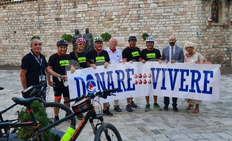 Zamerri Bikers, da Modica ad Assisi pedalando per sostenere la donazione