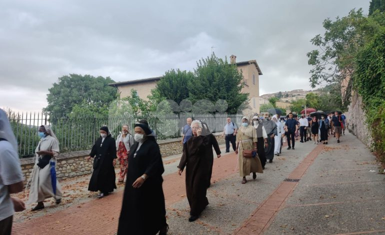 Perdono degli assisani 2022, torna il pellegrinaggio dal centro storico di Assisi alla Porziuncola