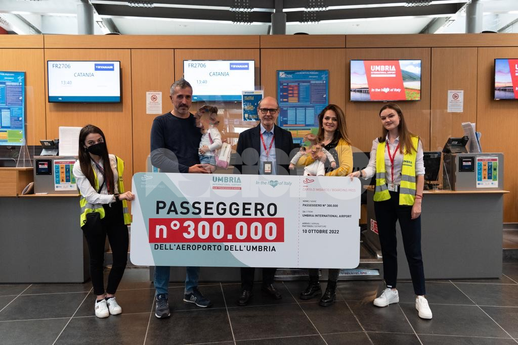 Aeroporto di Perugia, boom di passeggeri: raggiunta quota 300.000