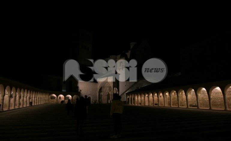#LightUpUkraine, frati e città di Assisi aderiscono ad iniziativa Zelensky