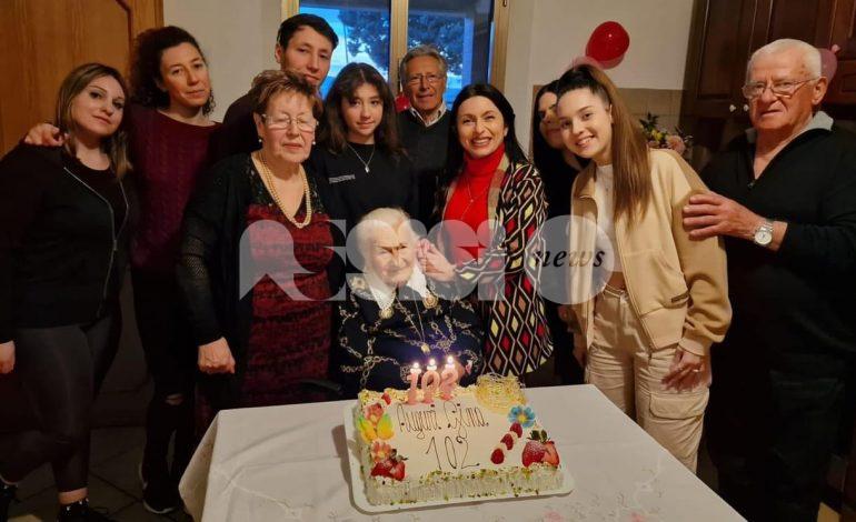 Gina Nottiani compie 102 anni, grande festa ad Assisi e non solo