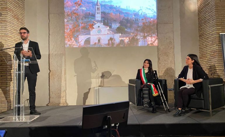 Assisi Capitale Italiana della Cultura 2025, presentato il dossier di candidatura: dita incrociate per la vittoria (foto+video)