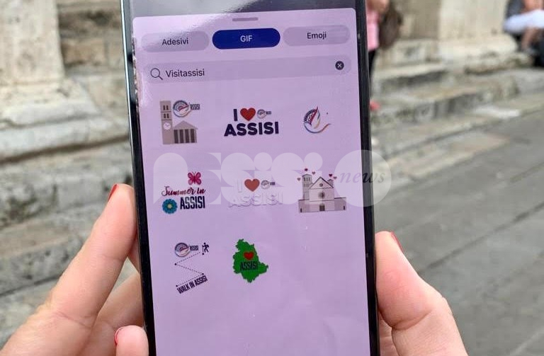 La promozione di Assisi passa dalle gif sui social: Basilica di San Francesco e Torre del Popolo diventano sticker (foto)